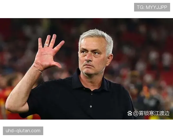 老兵谢幕:达拉斯星队队长在主场最后一场常规赛赛后向观众致意 老兵谢幕:达拉斯星队队长在主场最后一场常规赛赛后向观众致意